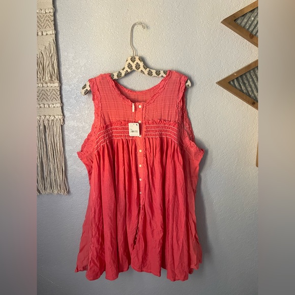 Free People Sea Breeze Tunic Top Blouse in Electropop Pink - Picture 4 of 6